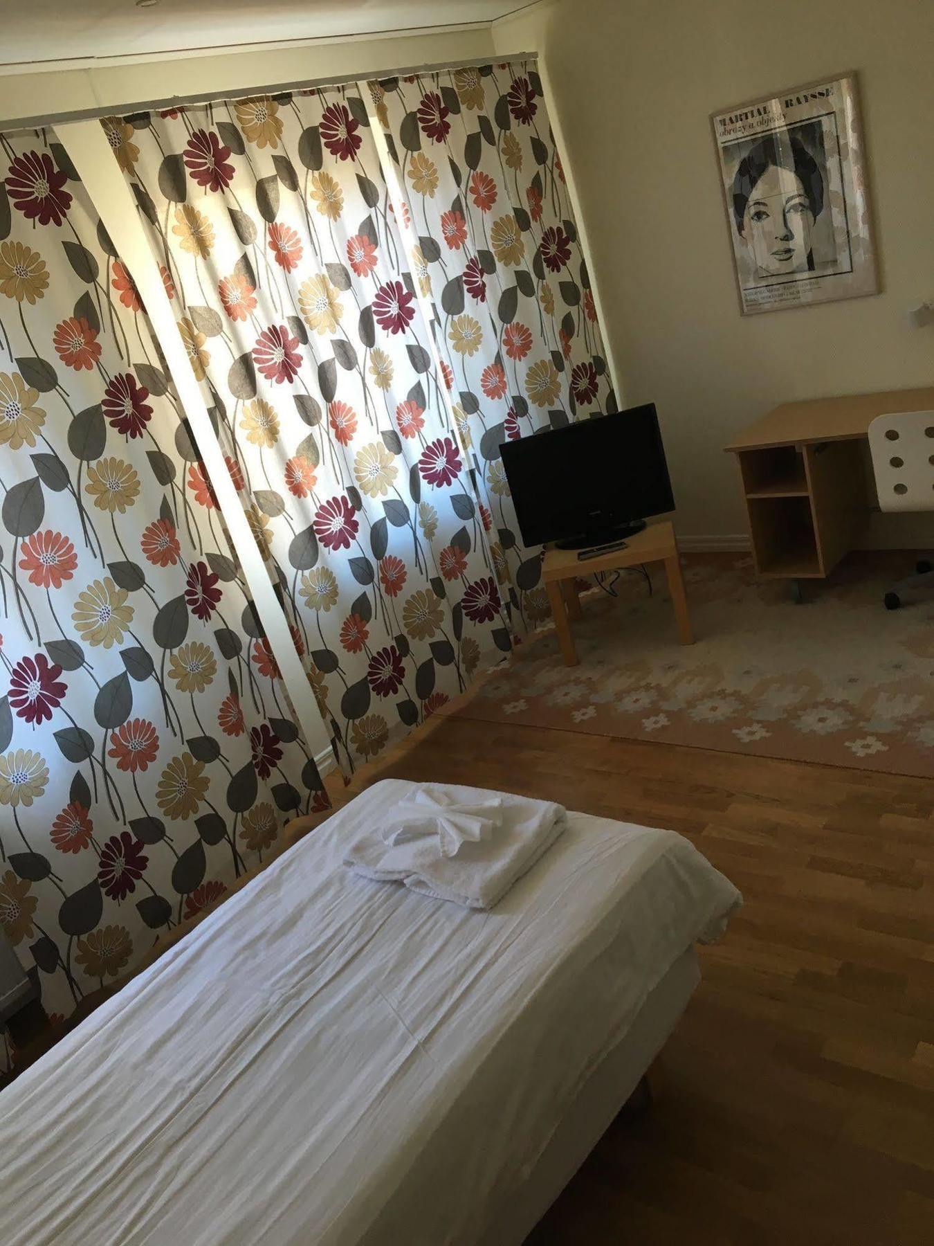 Hotell Oestergyllen ลินเชอปิง ภายนอก รูปภาพ